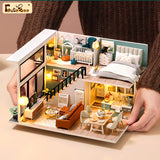 1: 24 DIY Dollhouse Kit (Comfortable Life)