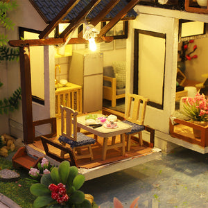 1: 24 DIY Dollhouse Kit (Bamboo Courtyard )