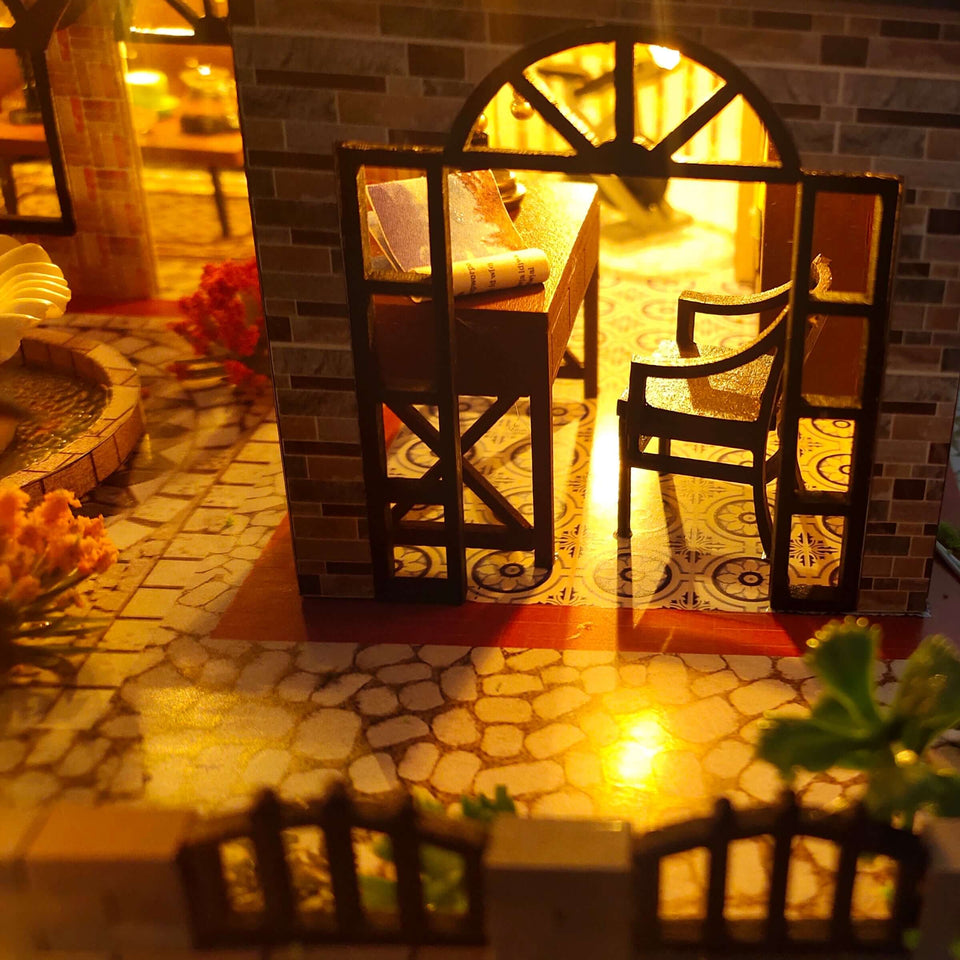 1:24 DIY Dollhouse Kit ( DREAMS COME TRUE)