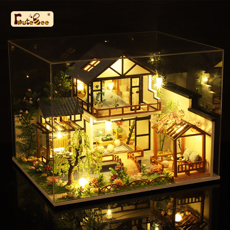 1: 24 DIY Dollhouse Kit (Bamboo Courtyard )