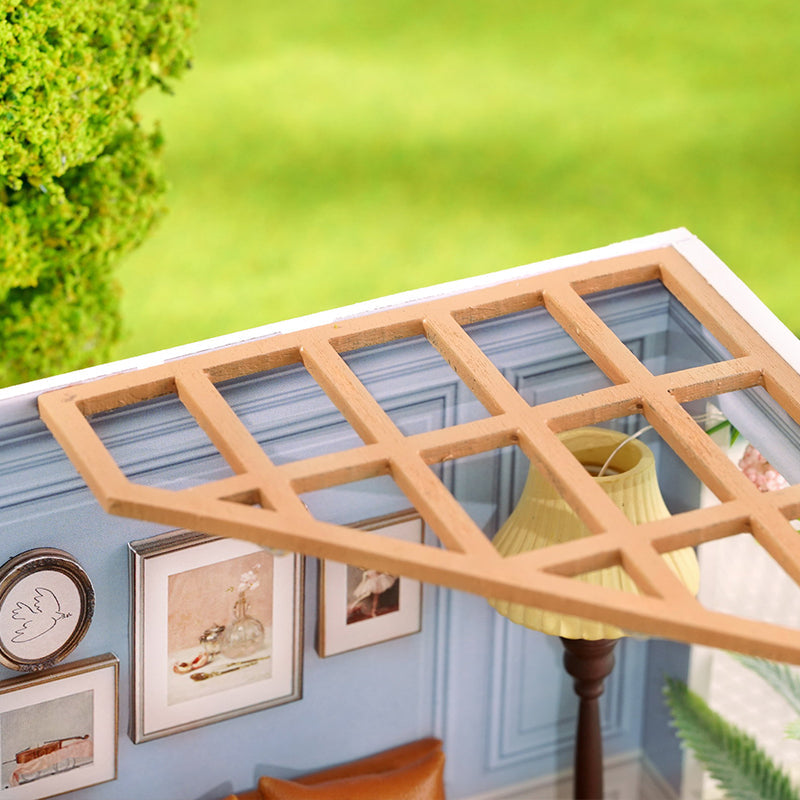 1: 24 DIY Dollhouse Kit (Warm Moment)