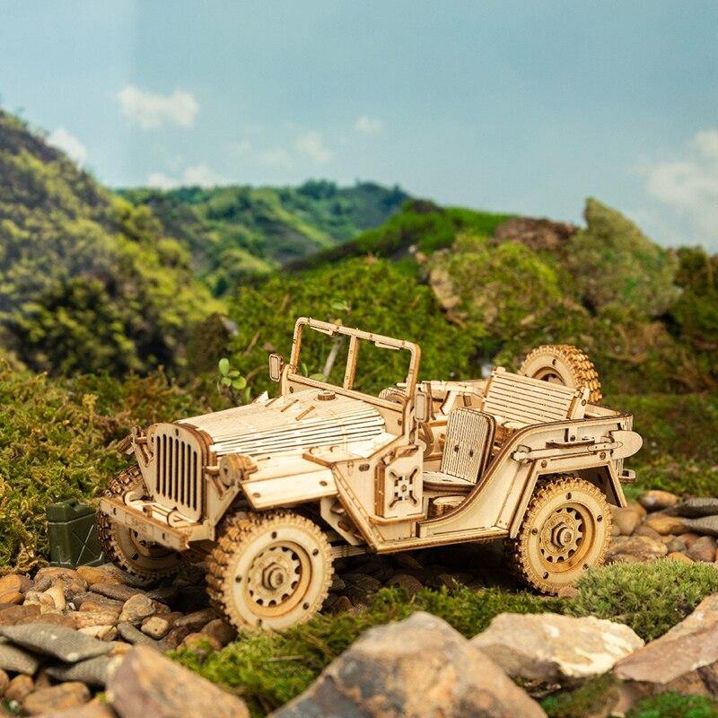 Wood Model Military Jeep