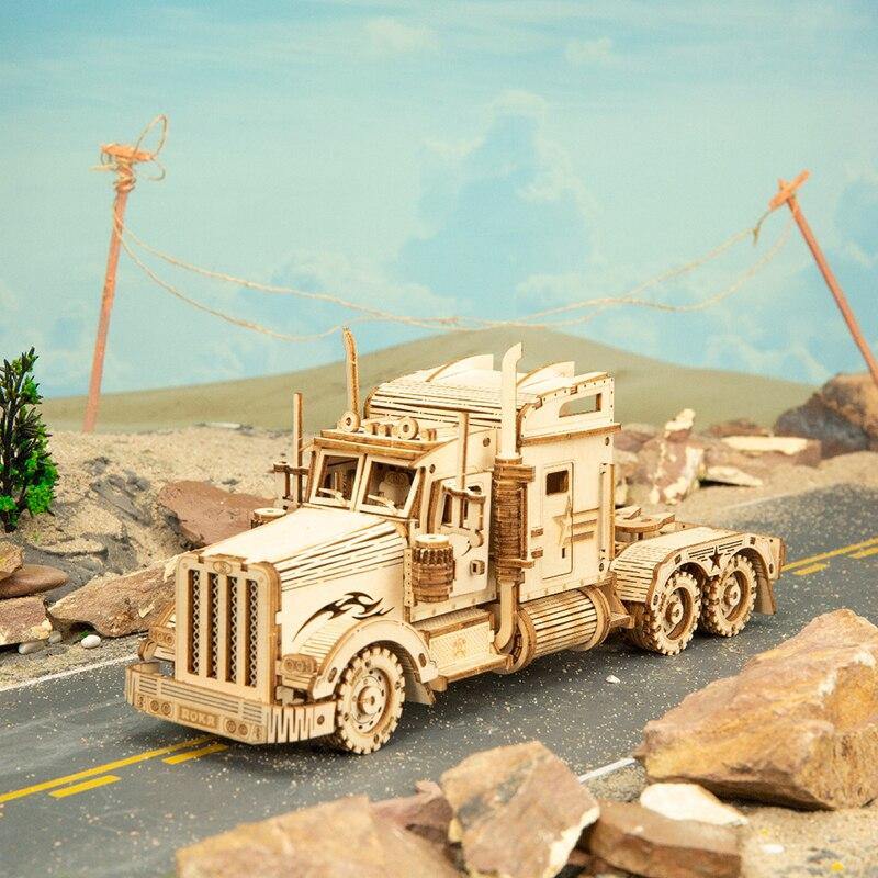 Model Wood Truck