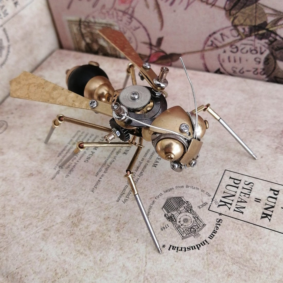 Large Wasp 3D Metal Mechanical Insects Model for Collection