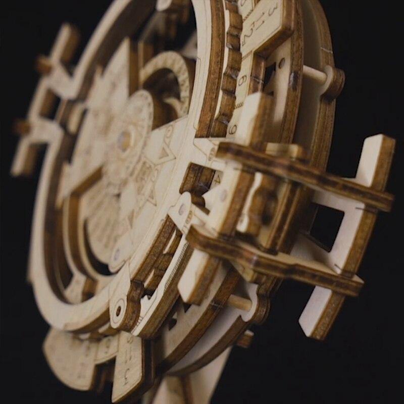 Wooden Model Perpetual Calendar