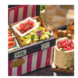 Carl's Fruit Shop DG142
