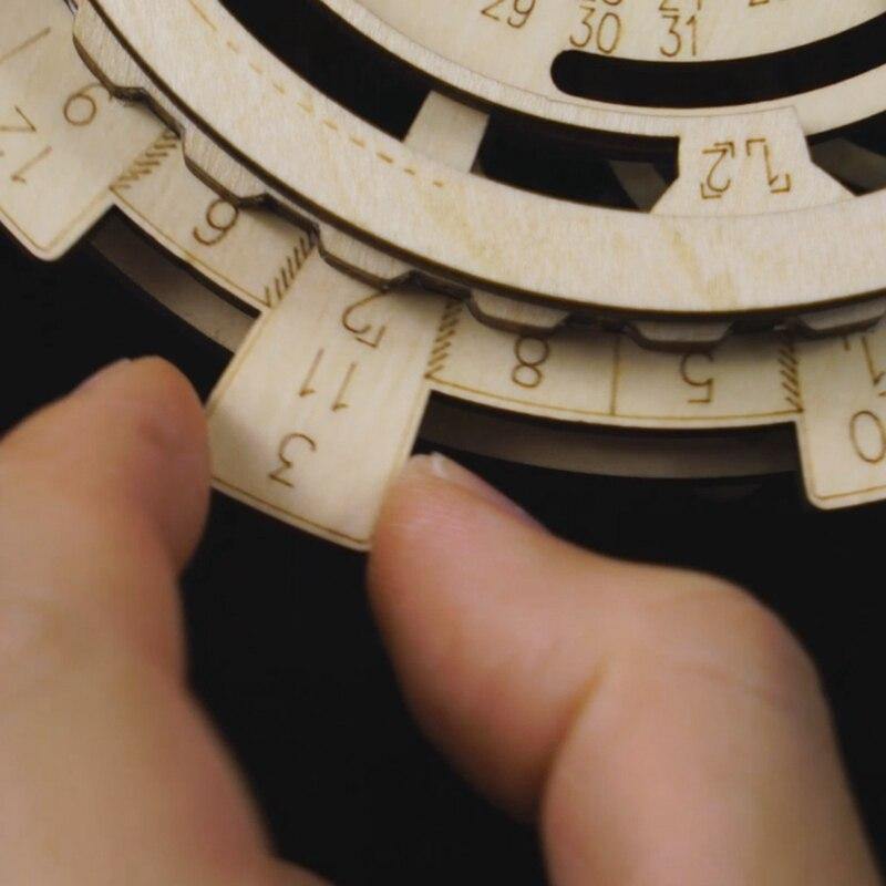 Wooden Model Perpetual Calendar