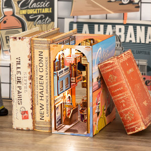 DIY Book Nook Kit (Havana Stroll)