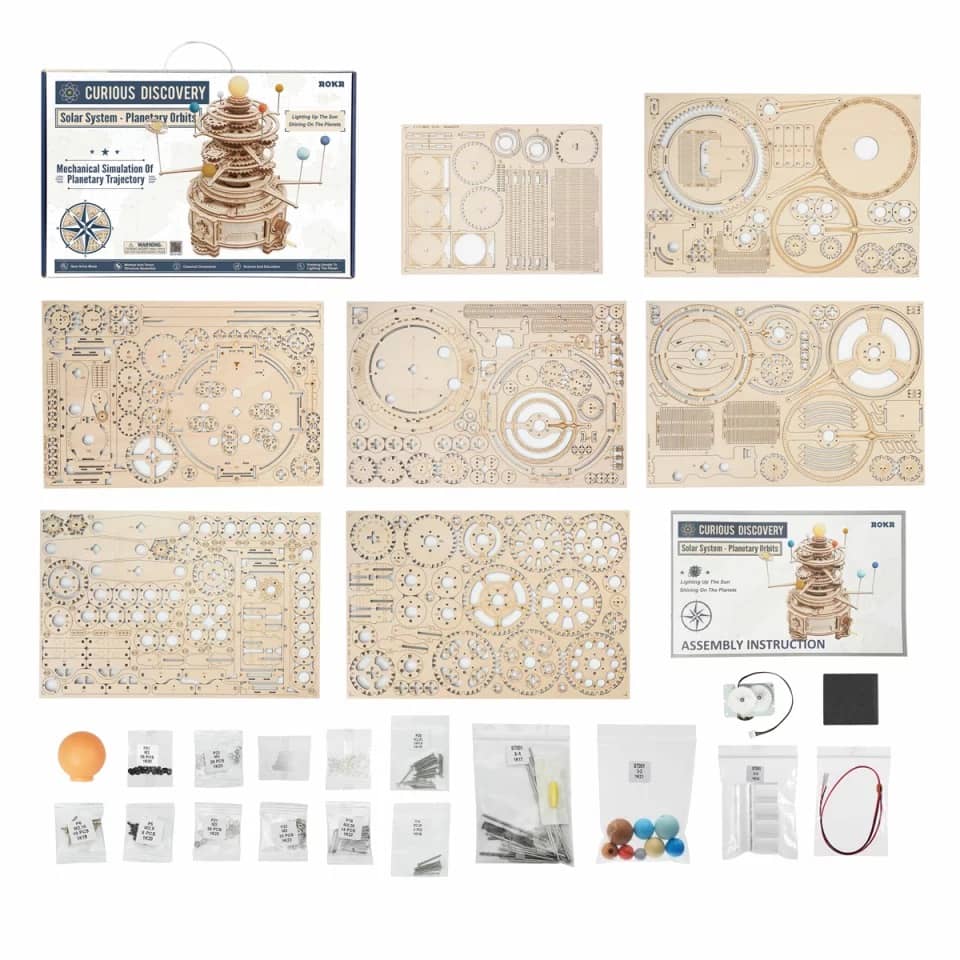 Wood Model Mechanical Solar System