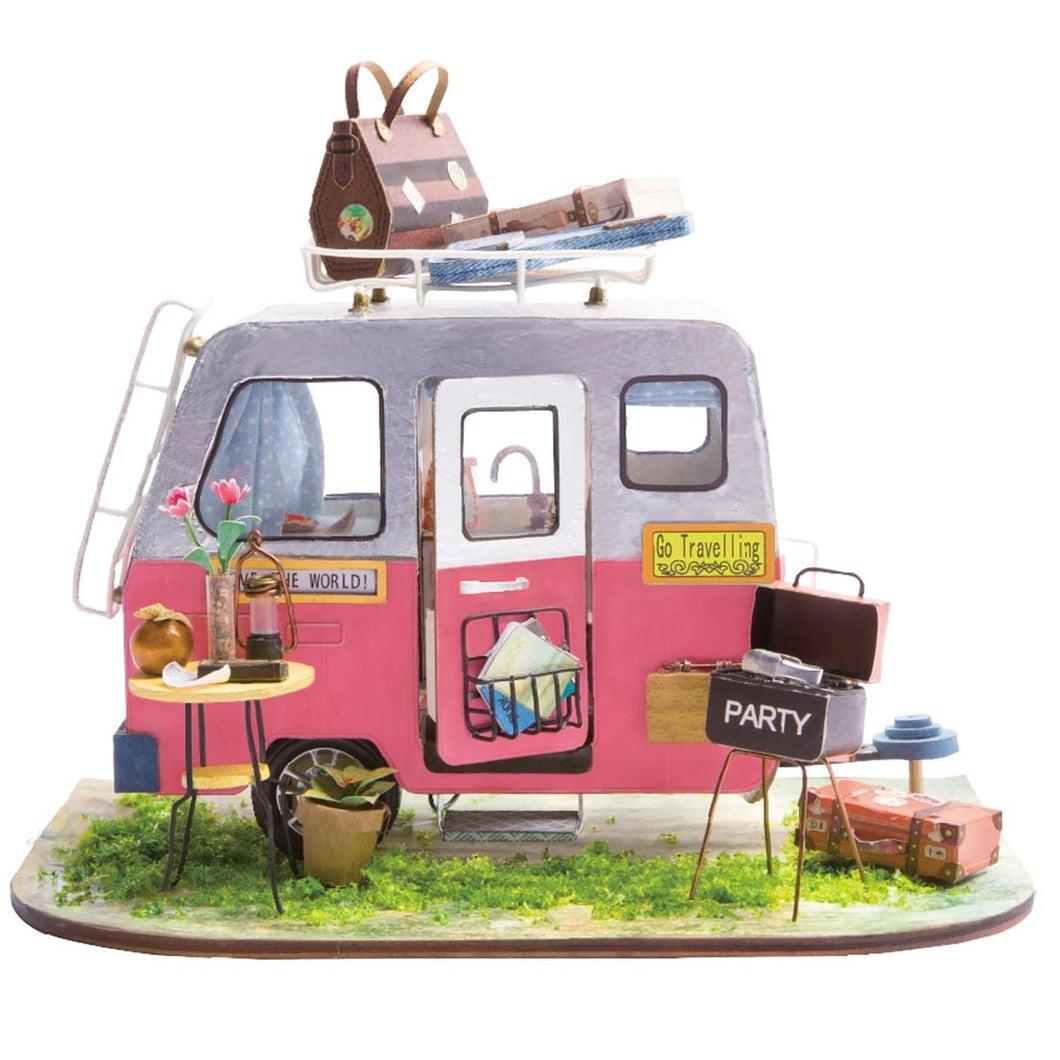 Wooden Model Happy Camper Kit