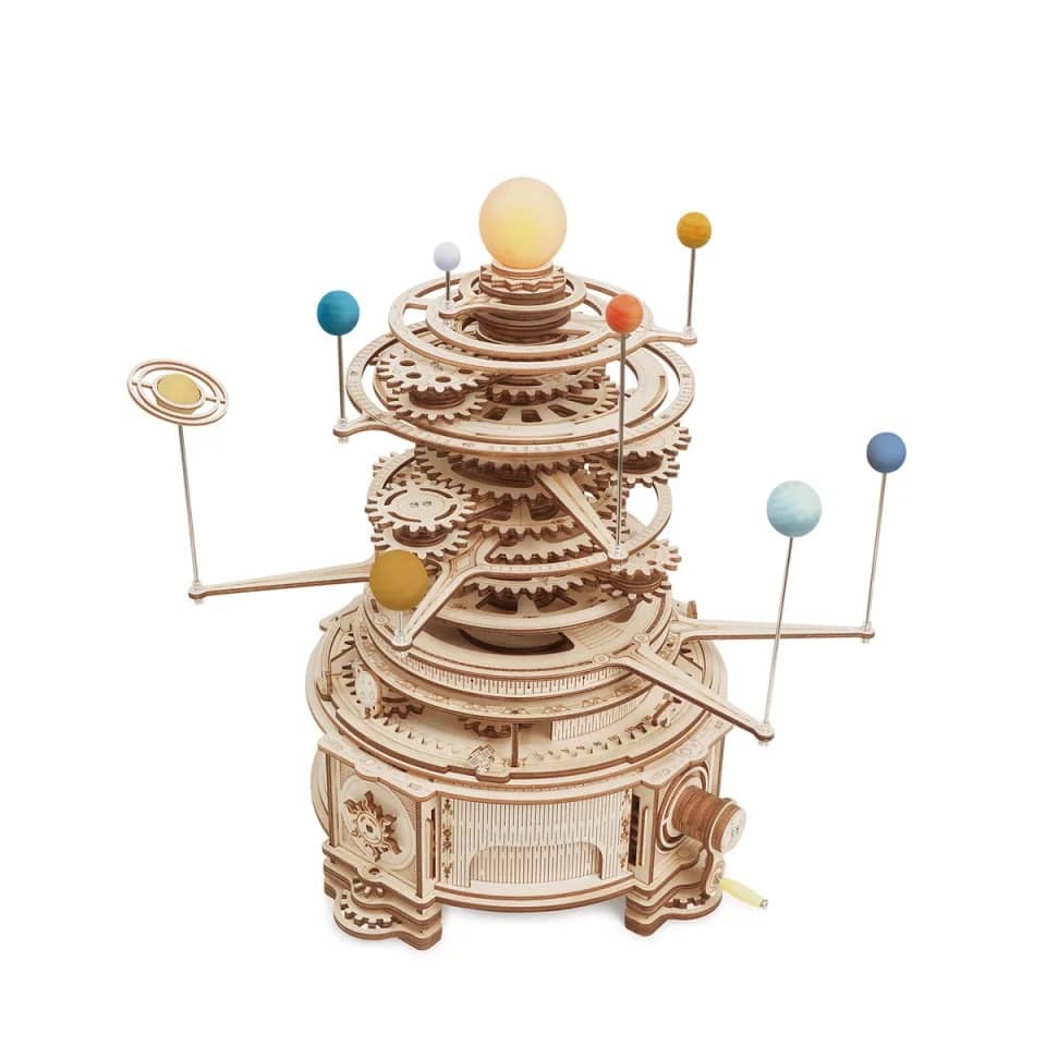 Wood Model Mechanical Solar System