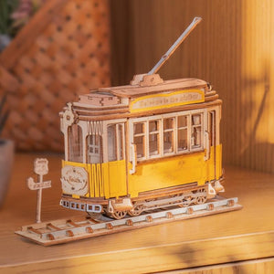 Wood Model Vintage Tram